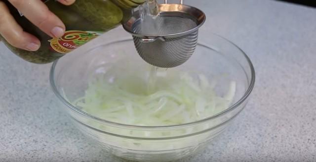 Рецепты салатов. Простые и вкусные салаты с картофелем. 5 рецептов с фото