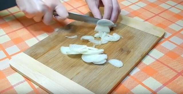 Рецепты салатов. Простые и вкусные салаты с картофелем. 5 рецептов с фото