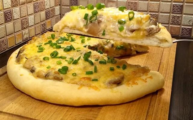 сливочно - грибная пицца